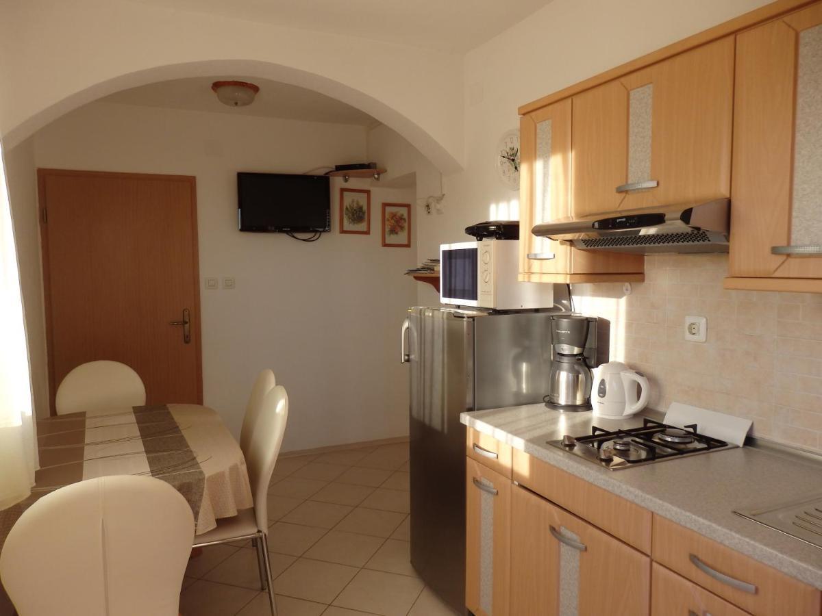 Apartments With A Parking Space Rabac, Labin - 13151 외부 사진